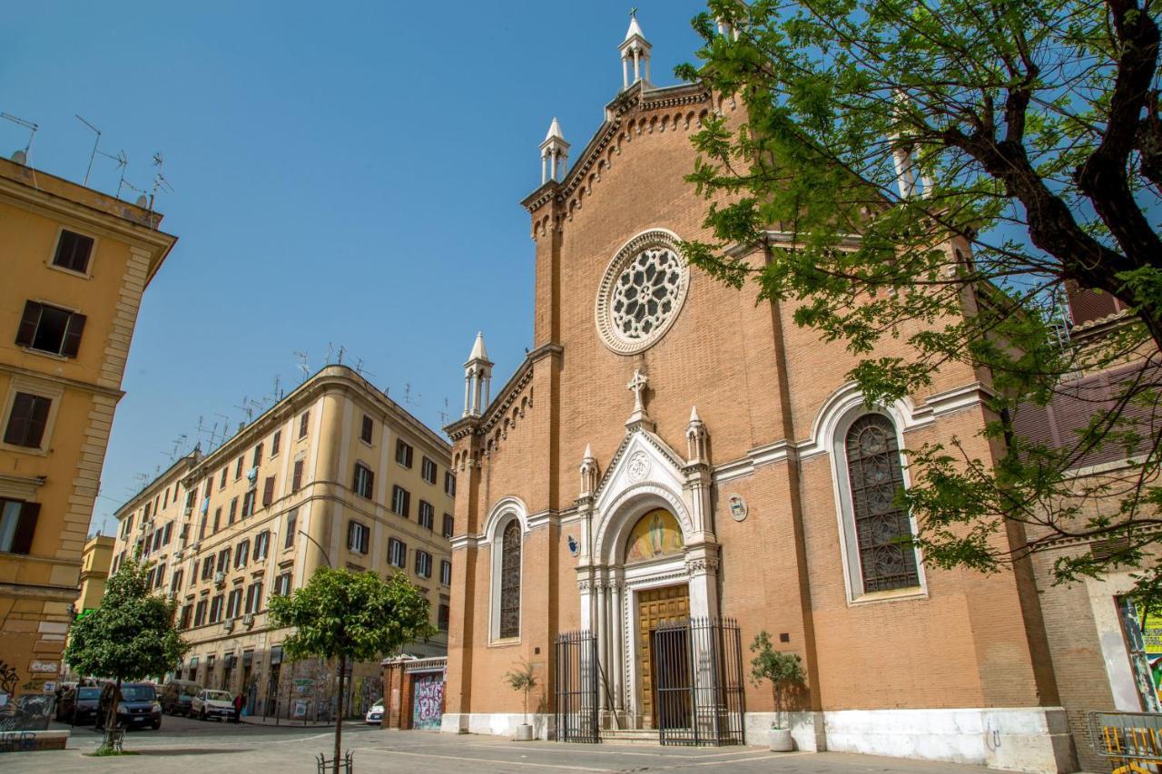 Mc - San Lorenzo ローマ エクステリア 写真